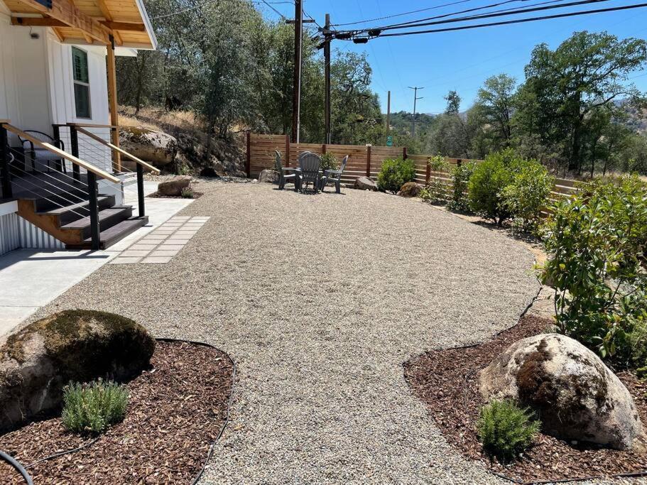 Soleil Luna 2 Miles From Sequoia Park Entrance Three Rivers Extérieur photo
