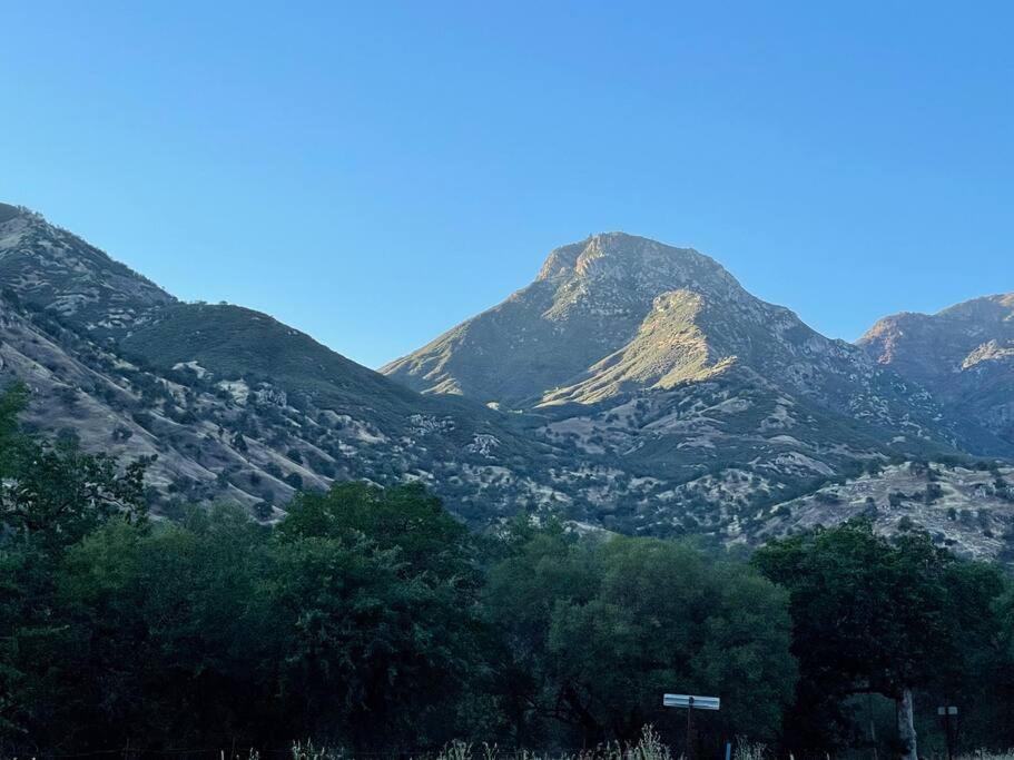Soleil Luna 2 Miles From Sequoia Park Entrance Three Rivers Extérieur photo